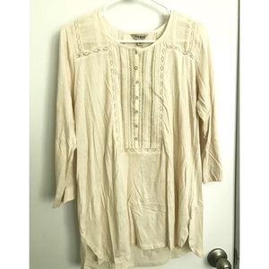 White lace long sleeve blouse